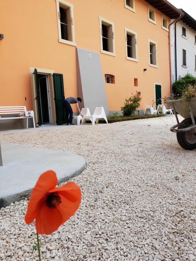 Apartamento La casa di Edone Monzambano Exterior foto