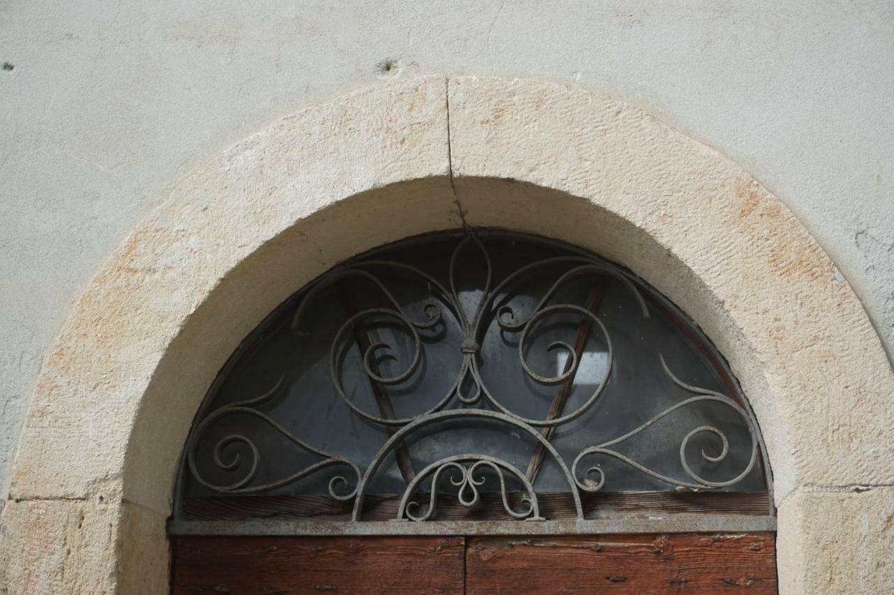 Apartamento La casa di Edone Monzambano Exterior foto