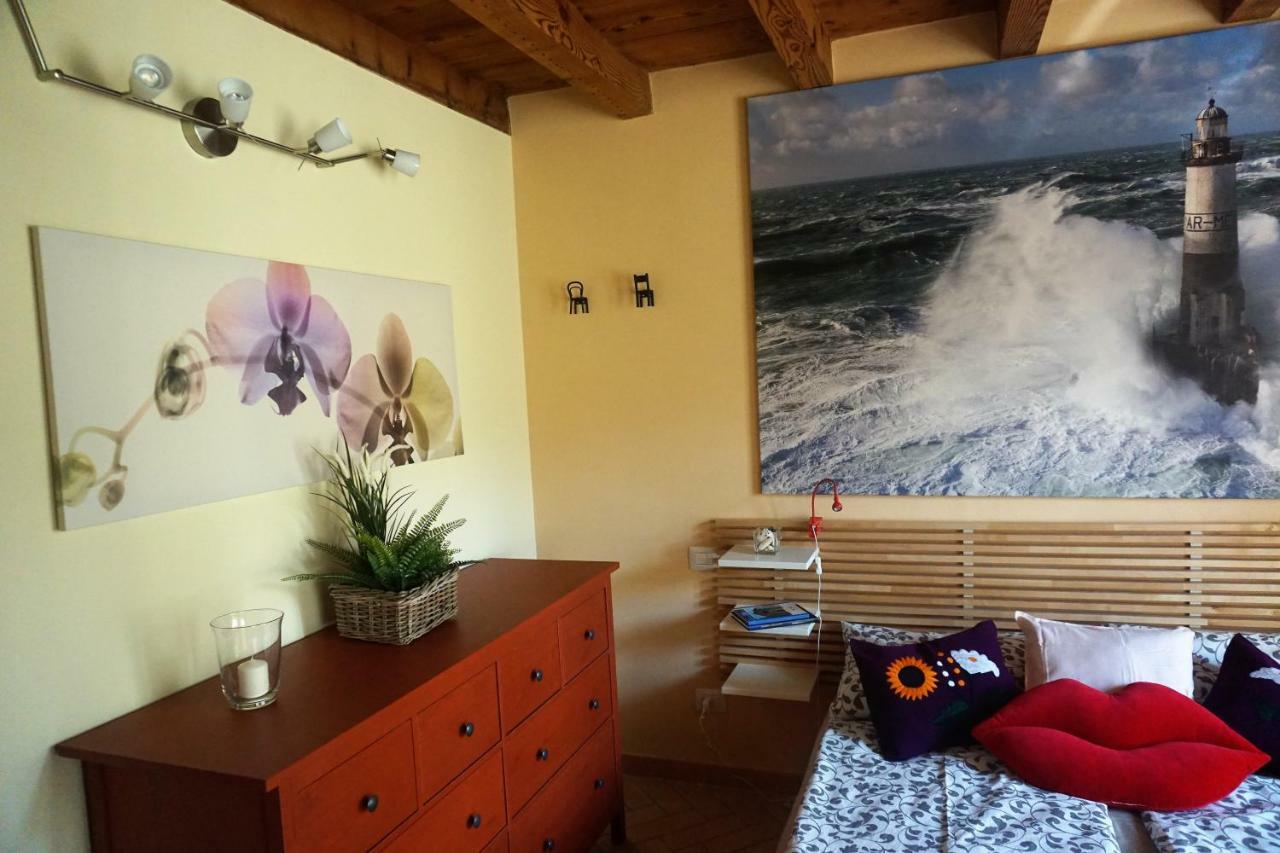 Apartamento La casa di Edone Monzambano Exterior foto