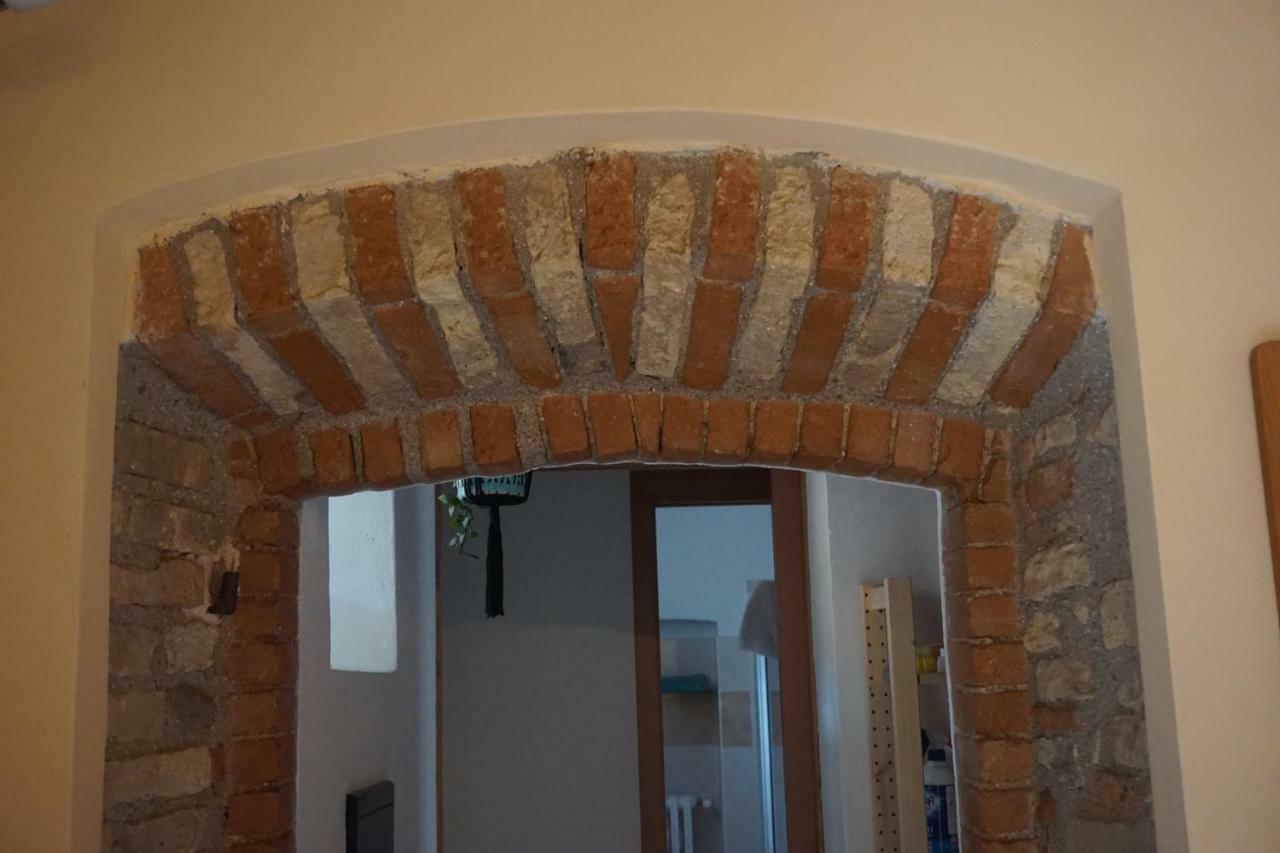 Apartamento La casa di Edone Monzambano Exterior foto